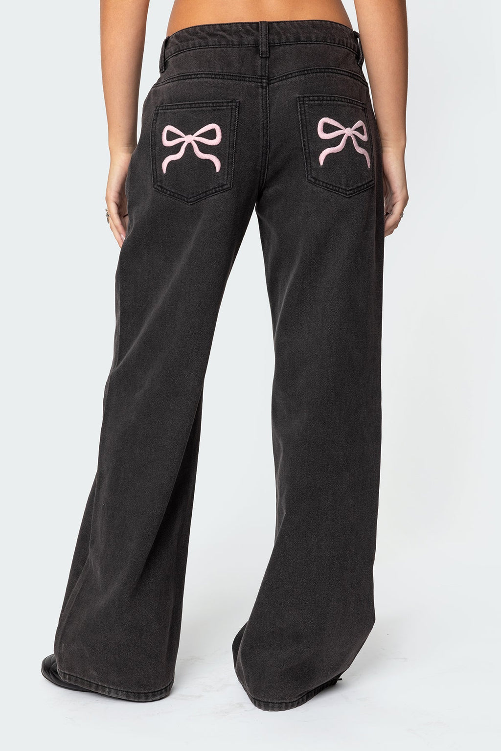 Bow Pocket Low Rise Baggy Jeans