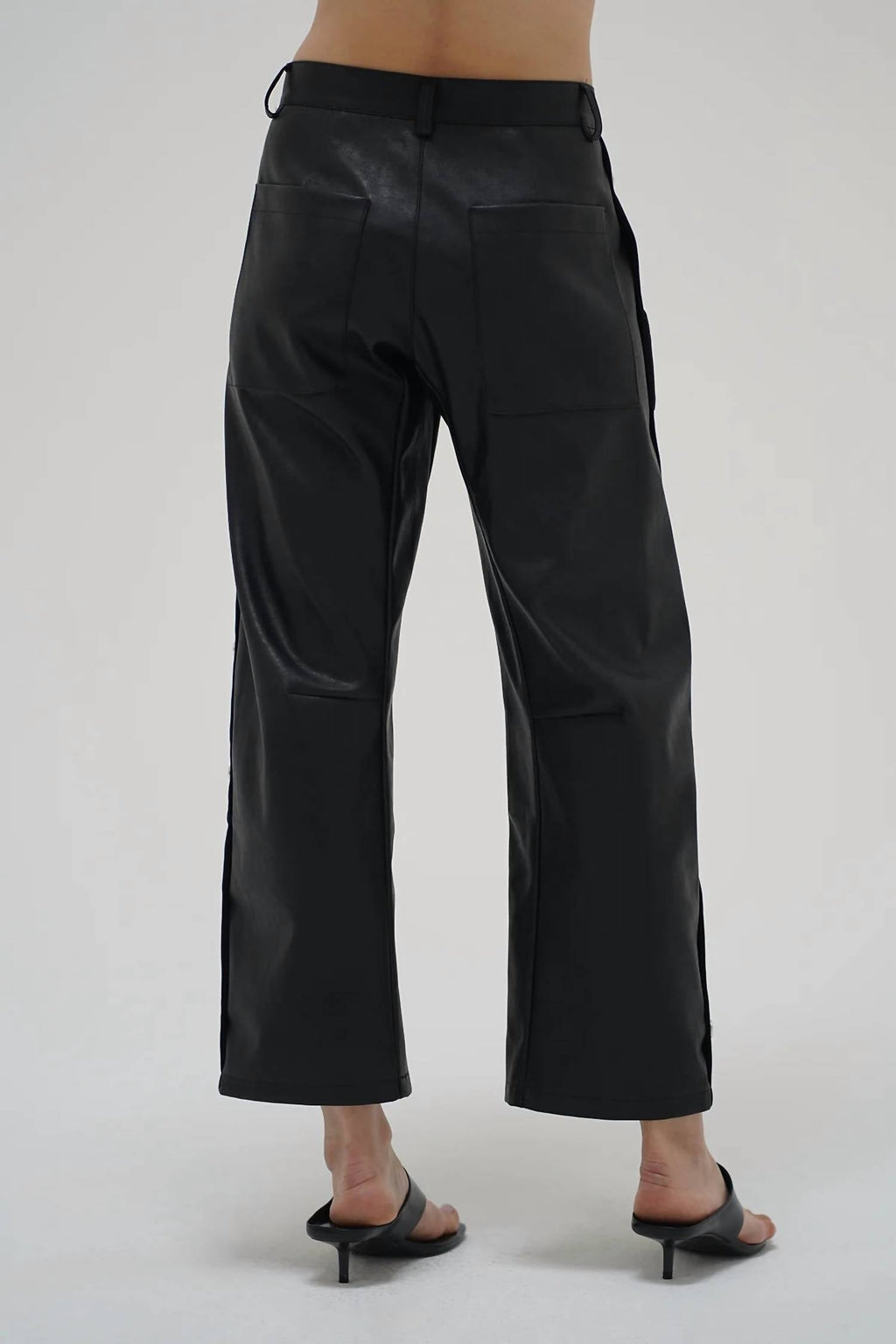 Lna - Simone Barrel Leg Pant