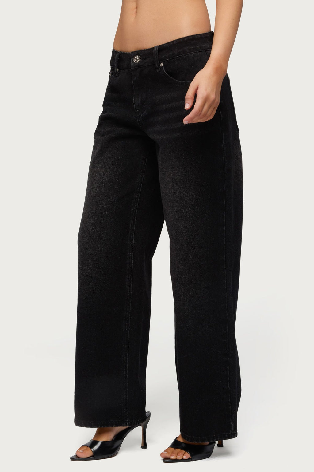 Petite Raelynn Washed Low Rise Baggy Jeans