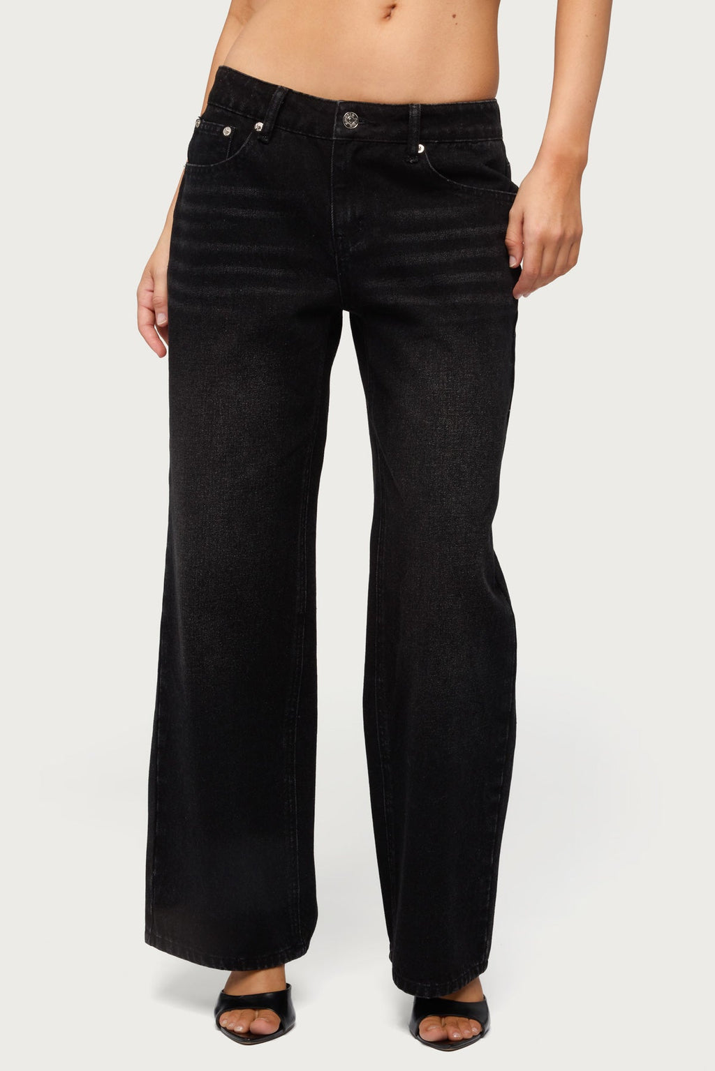 Petite Raelynn Washed Low Rise Baggy Jeans